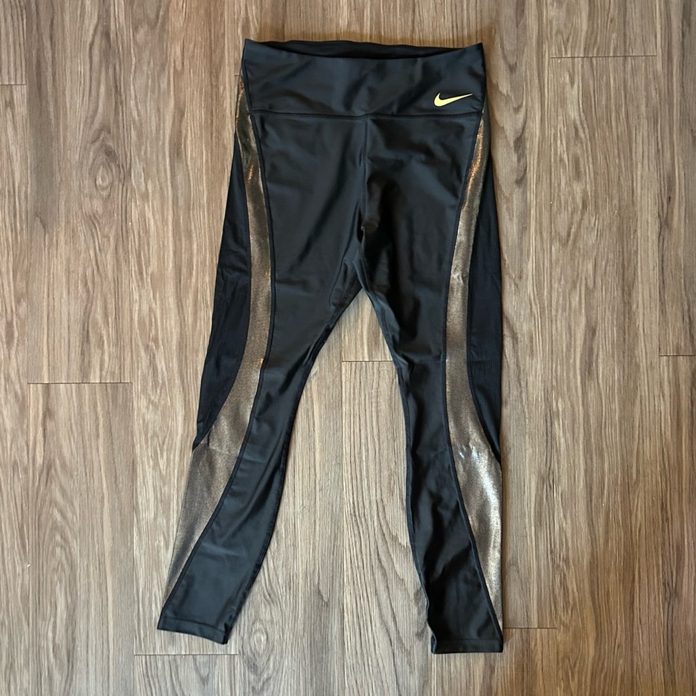 Nike Black Metallic Icon Clash Speed 7/8 Running Leggings